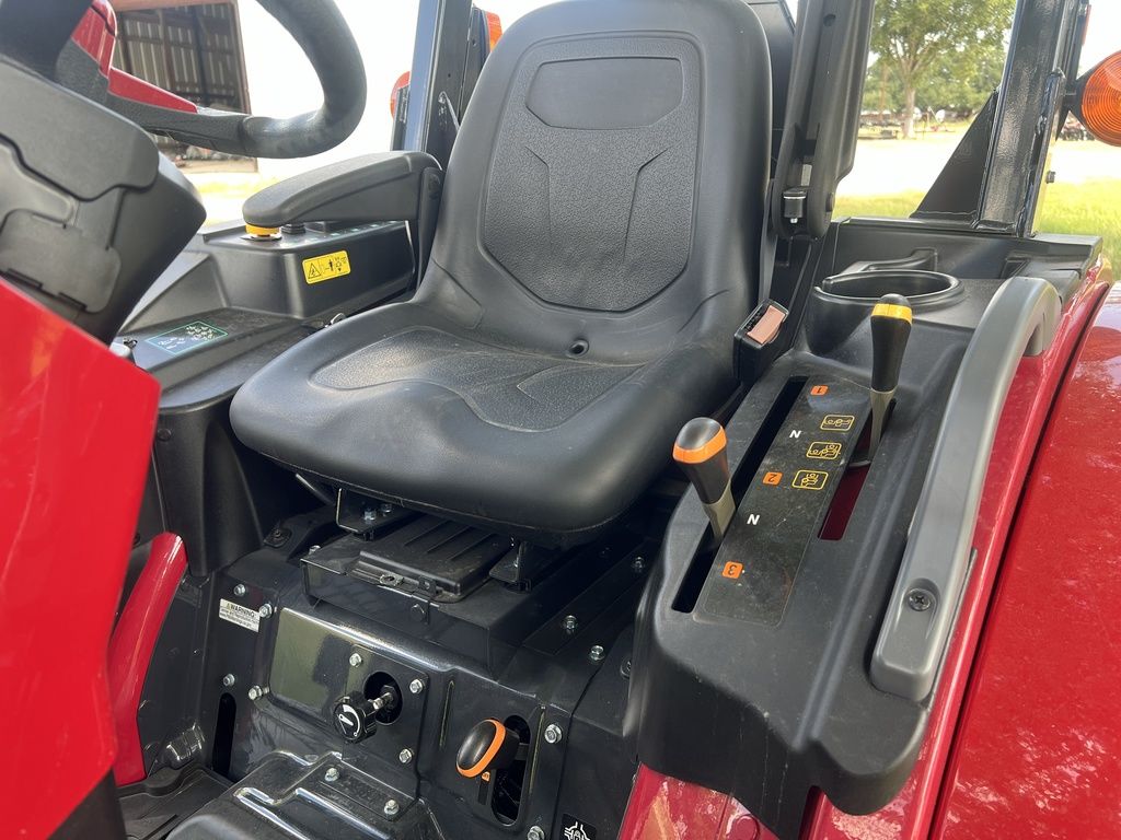 Photo of 2024 YANMAR TRACTOR YM359VLI-L YM359 SST IND TIRES LDR in Adkins, TX - 18,  YANMAR TRACTOR YM359VLI-L YM359 SST IND TIRES LDR:040791