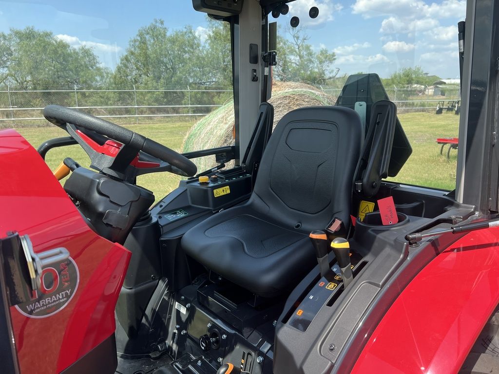 YANMAR TRACTOR YT235VXHIC-T YT235C HST CAB IND TIRES LDR:040757