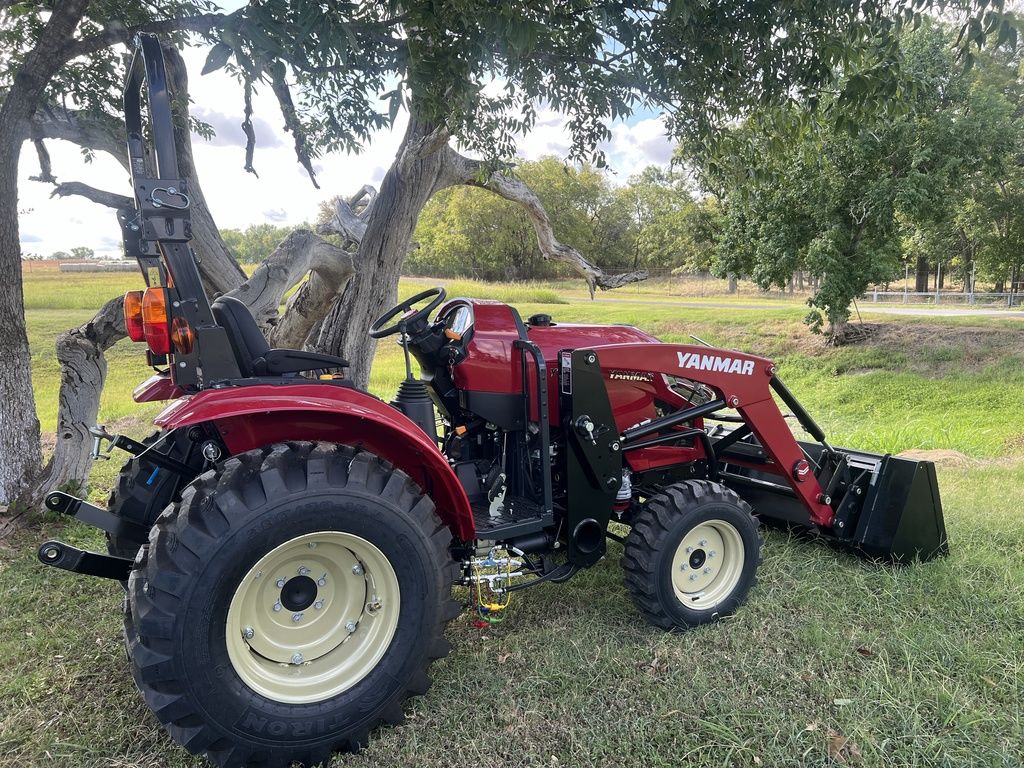 Photo of 2024 YANMAR TRACTOR YM359VLI-L YM359 SST IND TIRES LDR in Adkins, TX - 11,  YANMAR TRACTOR YM359VLI-L YM359 SST IND TIRES LDR:040791
