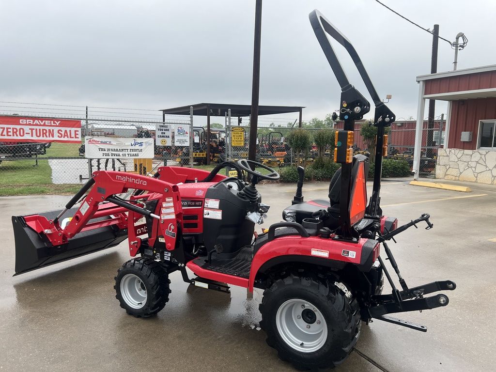 Photo of 2024 MAHINDRA TRACTORS 11264FHIL 1126 HST 4WD in Adkins, TX - 29,  MAHINDRA TRACTORS 11264FHIL 1126 HST 4WD:040304