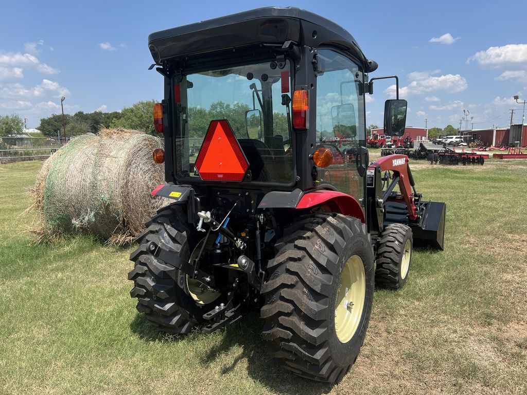YANMAR TRACTOR YT235VXHIC-T YT235C HST CAB IND TIRES LDR:040757
