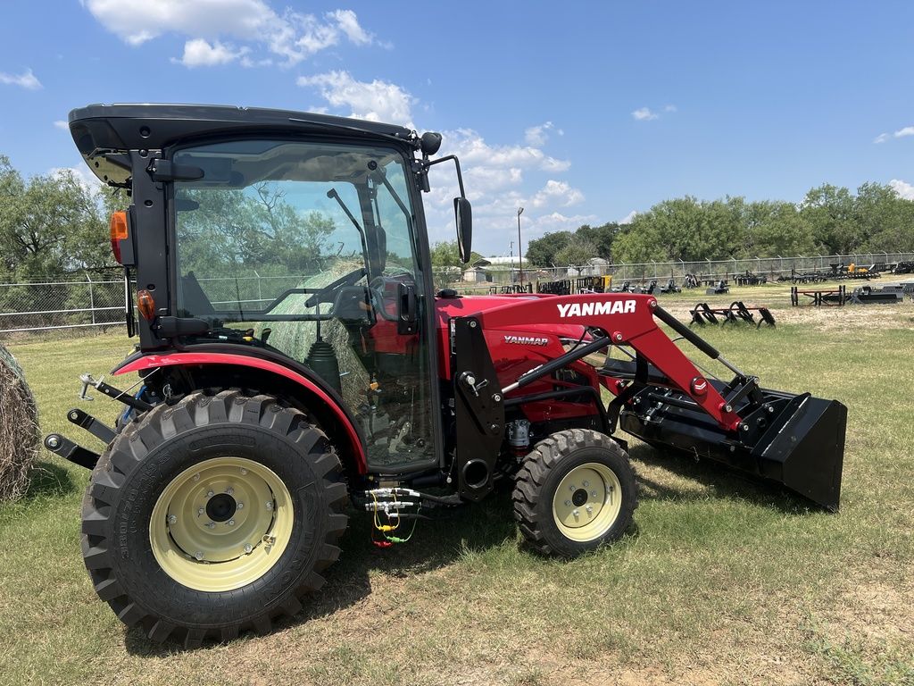 YANMAR TRACTOR YT235VXHIC-T YT235C HST CAB IND TIRES LDR:040757