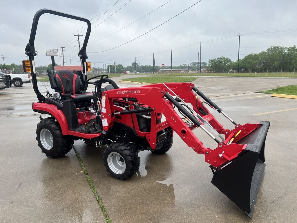 Photo of 2024 MAHINDRA TRACTORS 11264FHIL 1126 HST 4WD in Adkins, TX - 37,  MAHINDRA TRACTORS 11264FHIL 1126 HST 4WD:040304